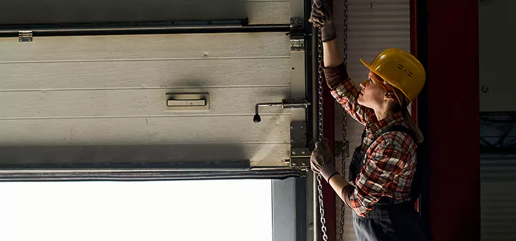 Addressing Common Garage Door Stoppage Issues in Marion, IA